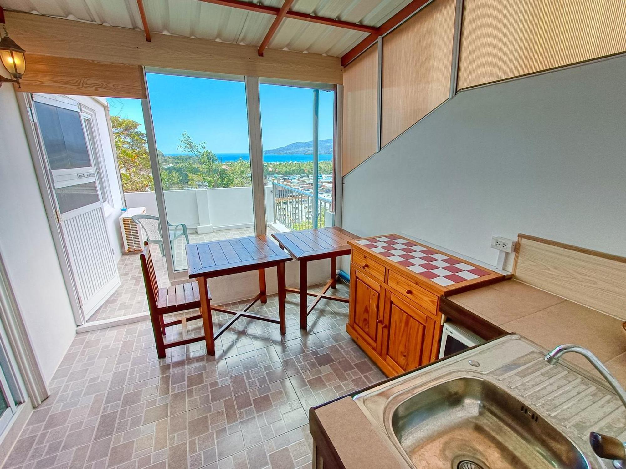 Sr Sea View Apartments Patong Room photo