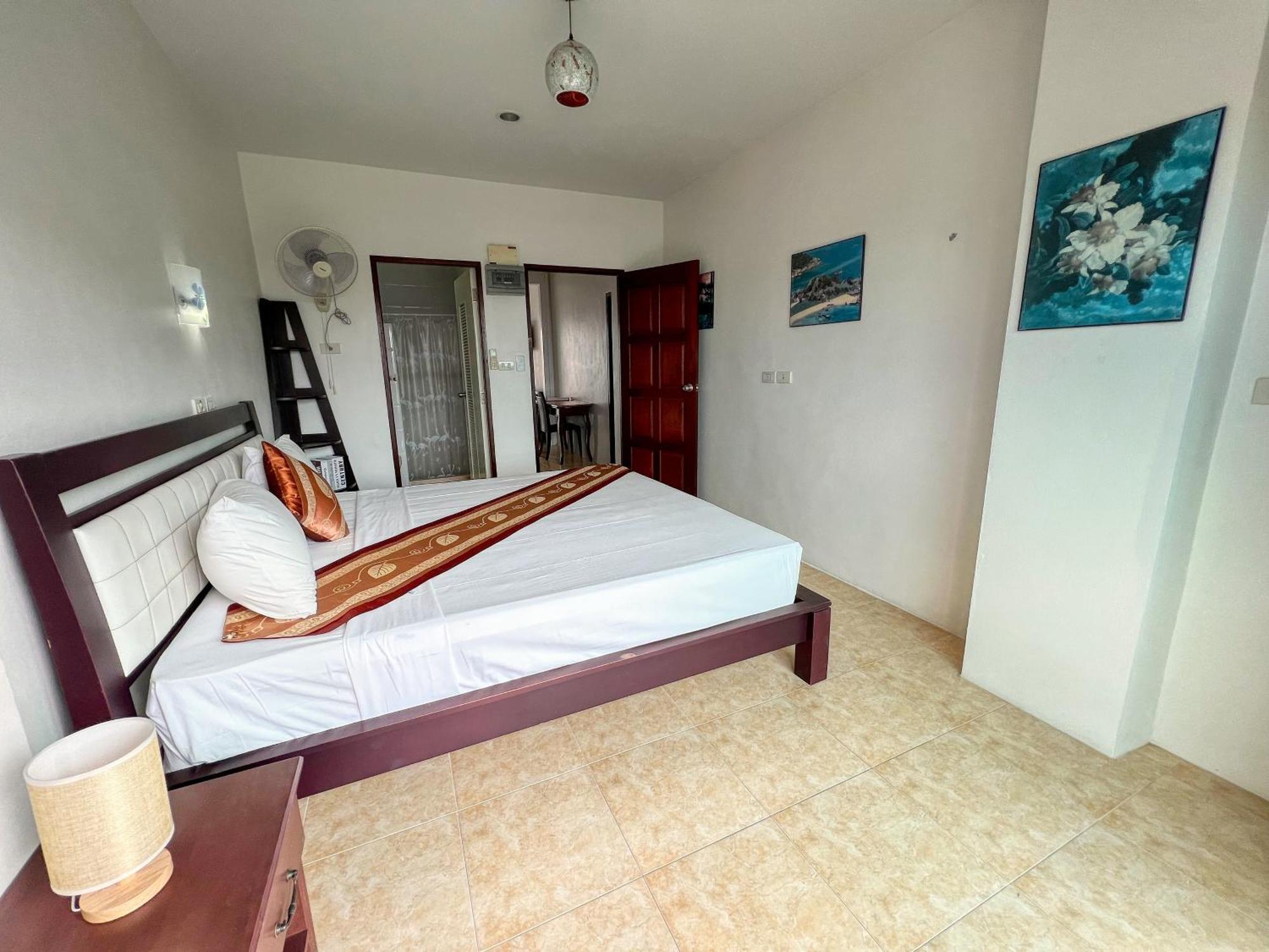 Sr Sea View Apartments Patong Room photo